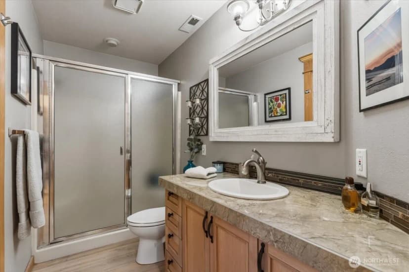 Property photo for 3300 S Lakeshore Rd, Chelan photo 31