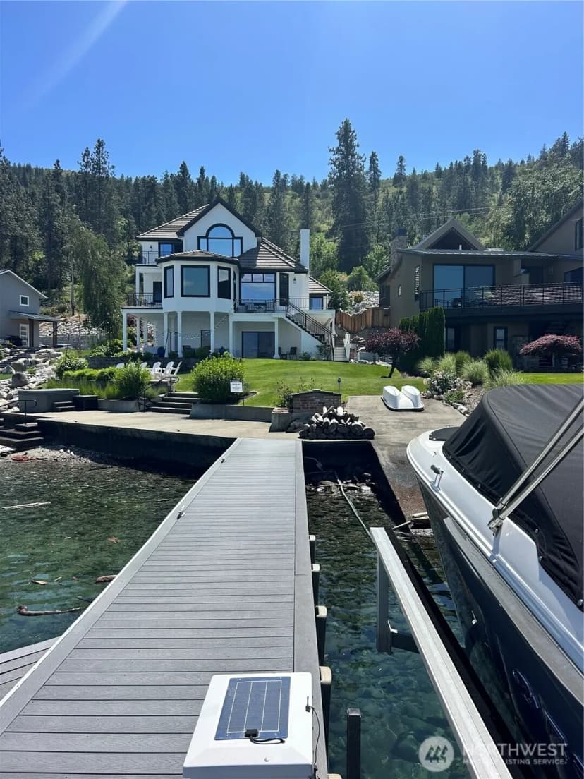 Property photo for 3300 S Lakeshore Rd, Chelan