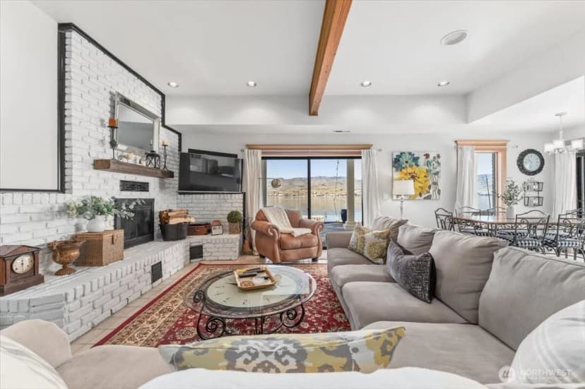 Property photo for 3300 S Lakeshore Rd, Chelan photo 28