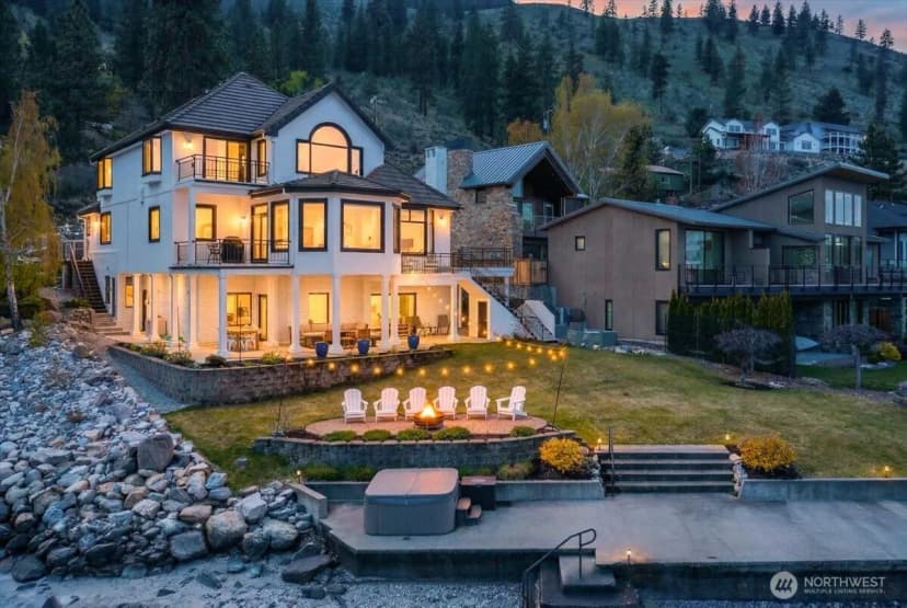Property photo for 3300 S Lakeshore Rd, Chelan photo 3