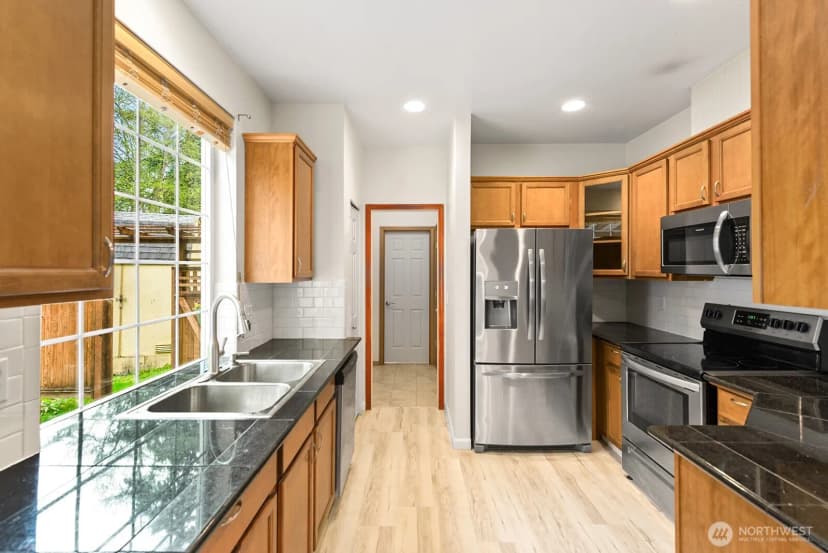 Property photo for 19830 10th Place S, Des Moines photo 12