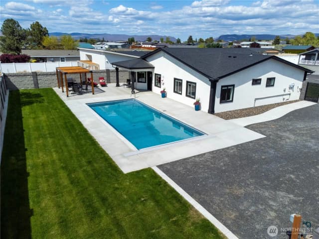 Property photo for 416 Edgewater Way Sw, Mattawa photo 4