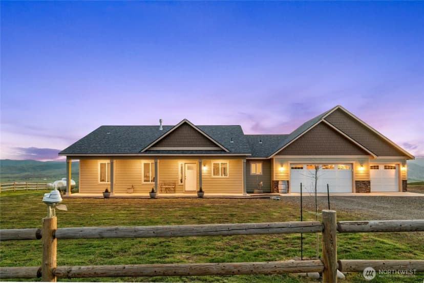 Property photo for 1561 Bitterbrush Drive, Ellensburg photo 4
