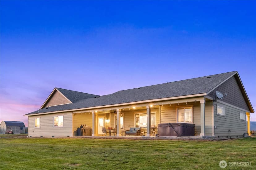 Property photo for 1561 Bitterbrush Drive, Ellensburg photo 6