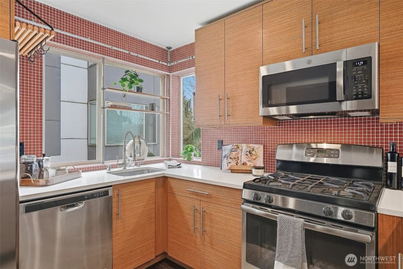 Property photo for 7752 Delridge Way Sw, Seattle photo 9