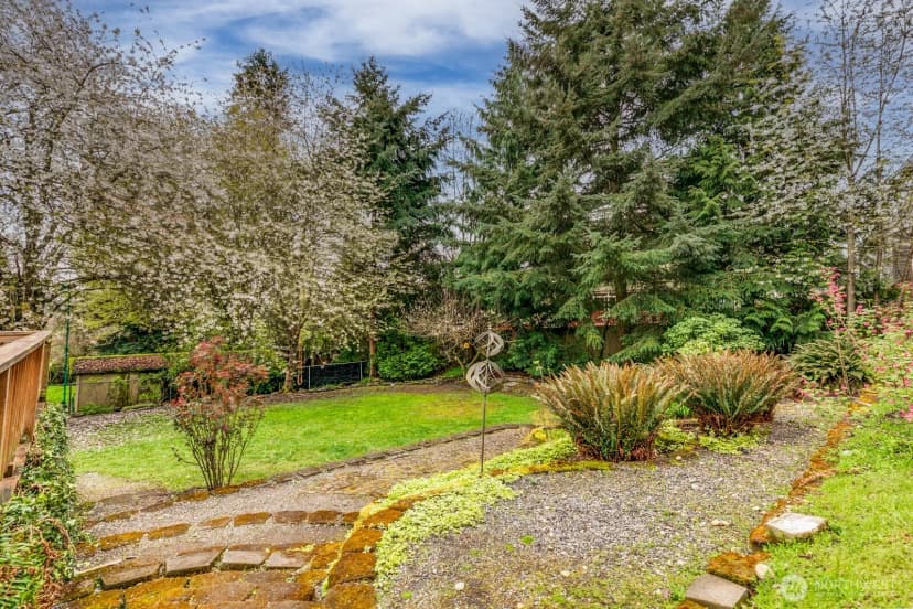 Property photo for 3302 177th Place Sw, Lynnwood photo 39