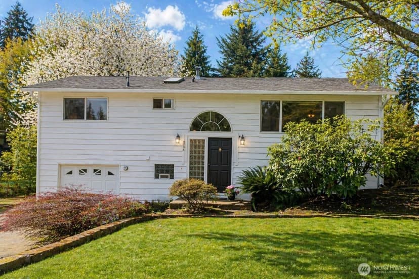 Property photo for 3302 177th Place Sw, Lynnwood