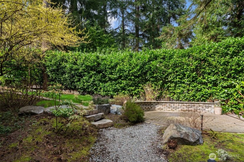 Property photo for 13609 Ne 28th Street, Bellevue photo 25