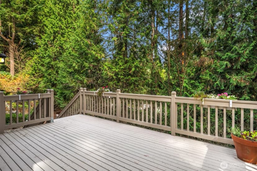 Property photo for 13609 Ne 28th Street, Bellevue photo 22