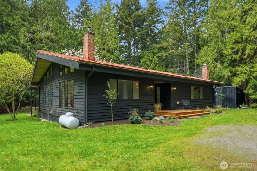 Property photo for 102 Byron Road, Friday Harbor photo 2