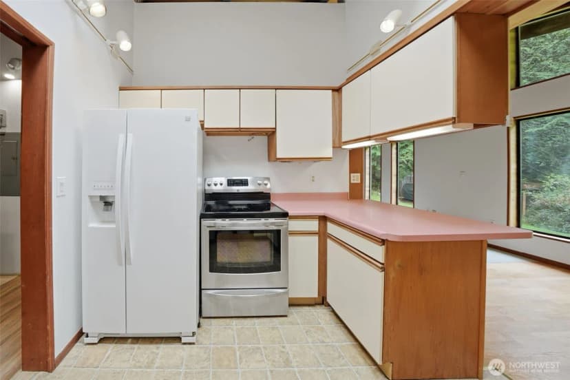 Property photo for 102 Byron Road, Friday Harbor photo 10