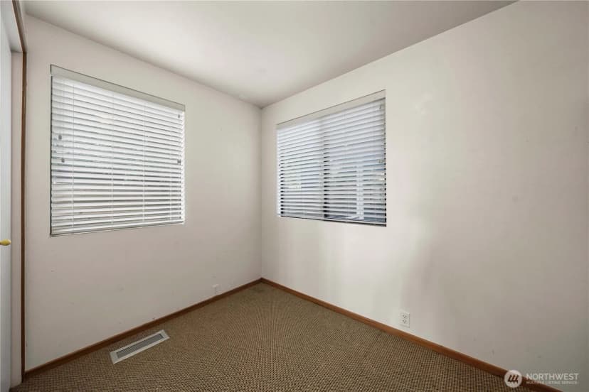 Property photo for 1205 11th Court Sw, Olympia photo 23