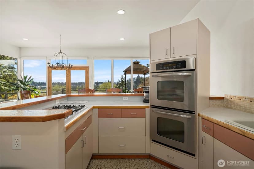 Property photo for 1205 11th Court Sw, Olympia photo 11