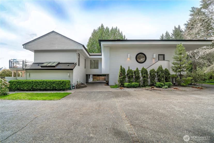 Property photo for 1205 11th Court Sw, Olympia photo 4