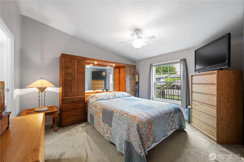 Property photo for 16400 Dogwood Lane, Arlington photo 11