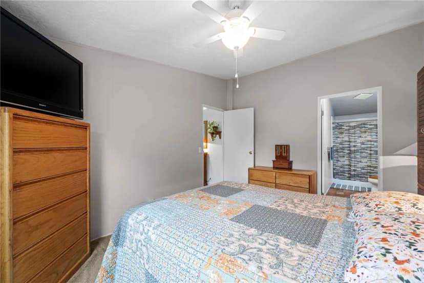 Property photo for 16400 Dogwood Lane, Arlington photo 12