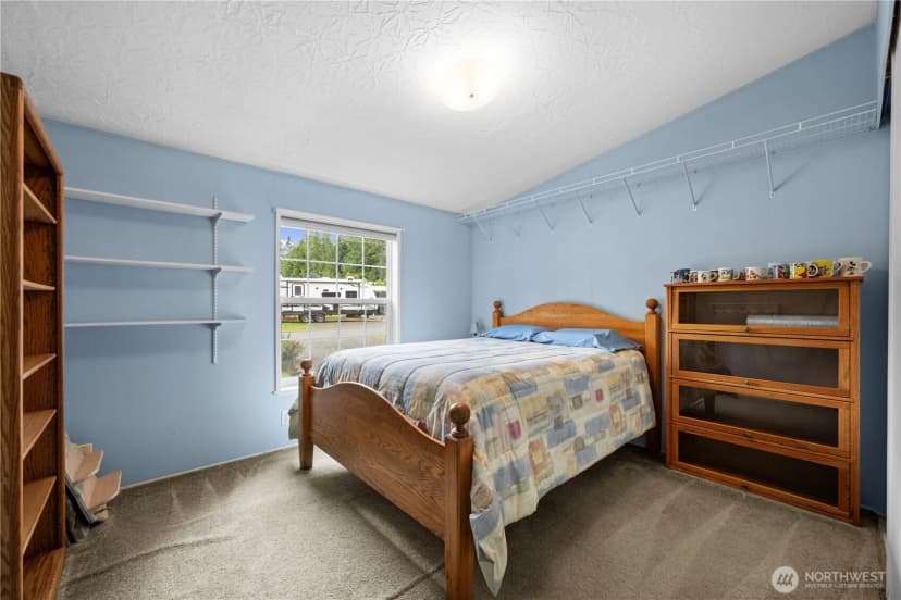 Property photo for 16400 Dogwood Lane, Arlington photo 15