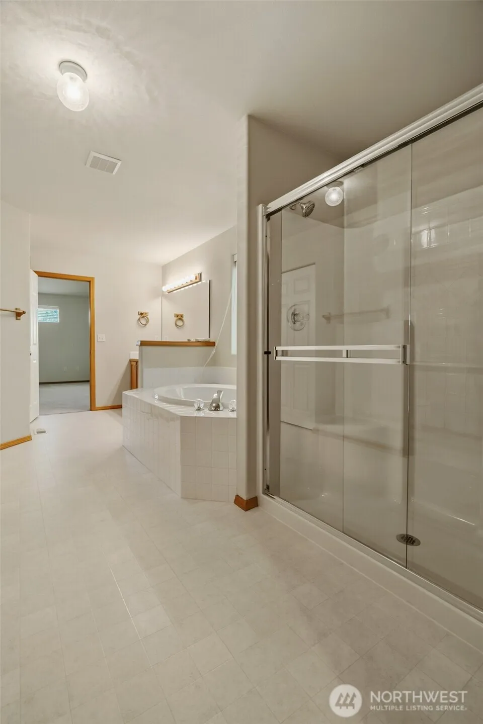 Property photo for 5711 Pasinetti Street E, Fife photo 21