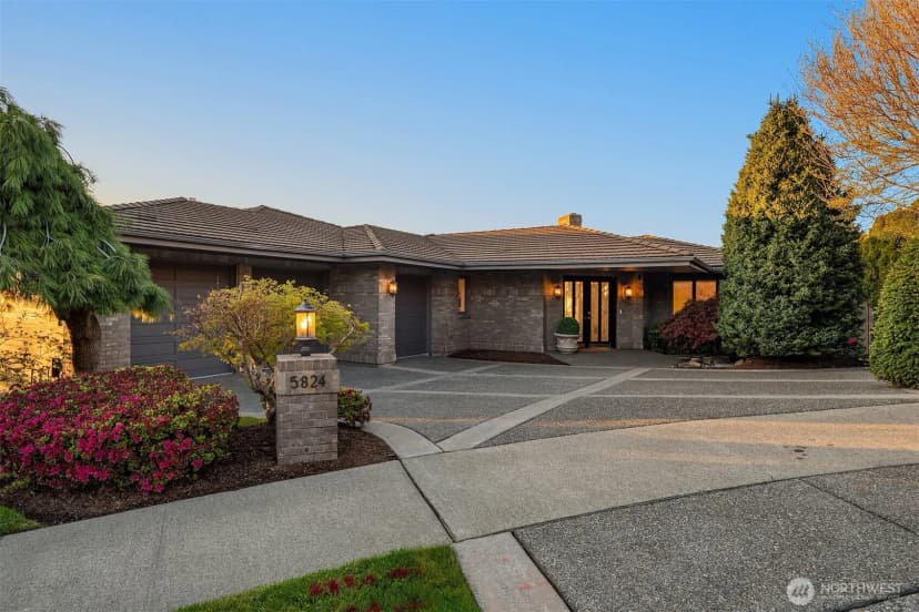 Property photo for 5824 168th Place Se, Bellevue photo 39