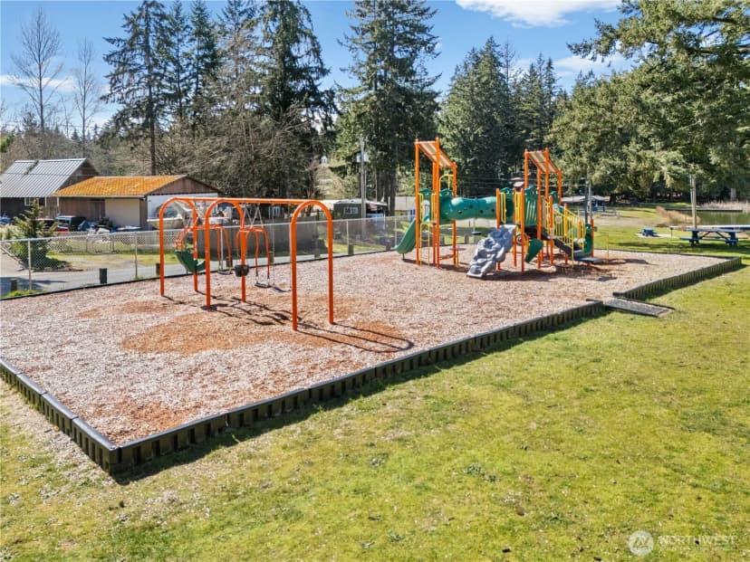 Property photo for 19025 Sw 23rd St, Lakebay photo 14