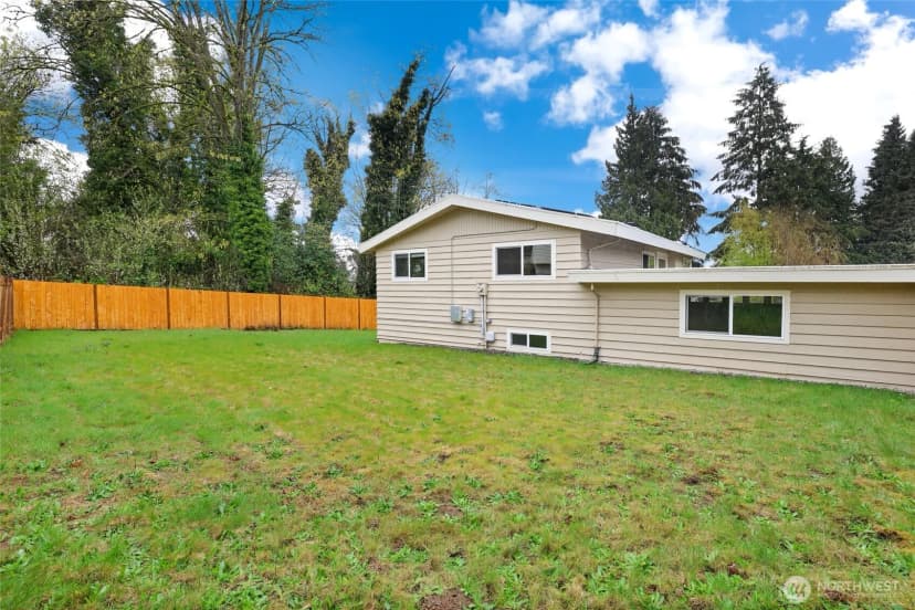 Property photo for 5110 S 163rd Place, Tukwila photo 37