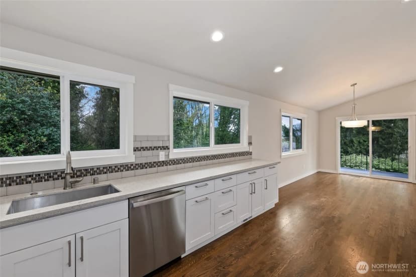 Property photo for 5110 S 163rd Place, Tukwila photo 9
