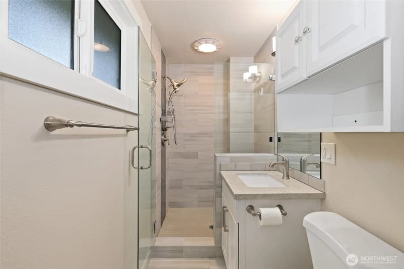 Property photo for 5110 S 163rd Place, Tukwila photo 17