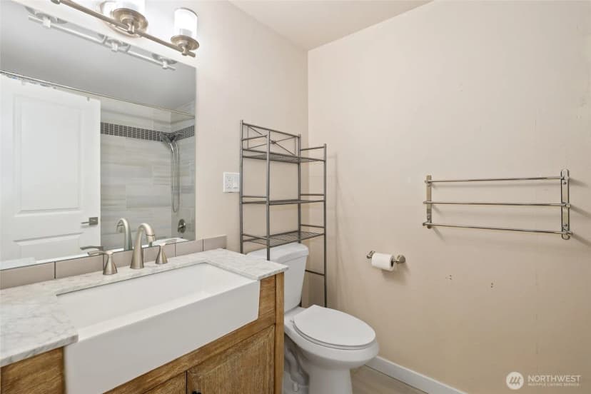 Property photo for 5110 S 163rd Place, Tukwila photo 19