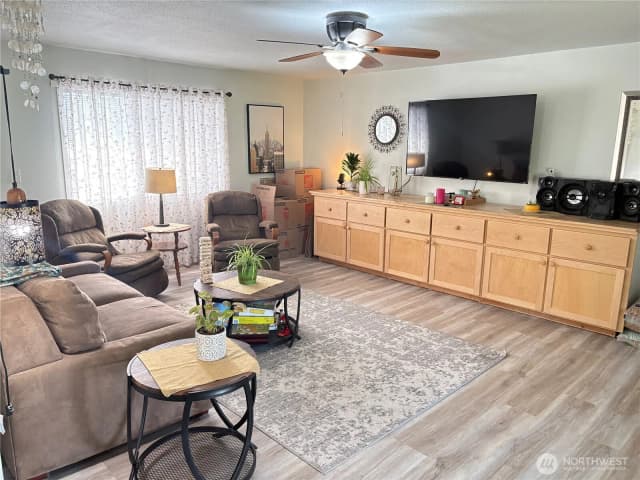 Property photo for 28 Highway 7, Tonasket photo 2