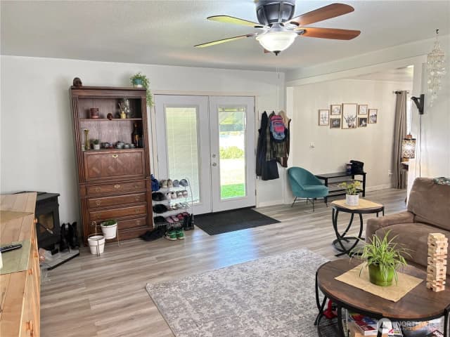Property photo for 28 Highway 7, Tonasket photo 4