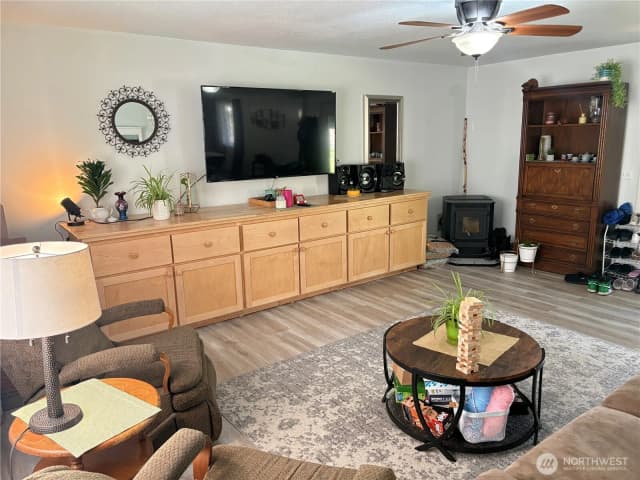 Property photo for 28 Highway 7, Tonasket photo 3