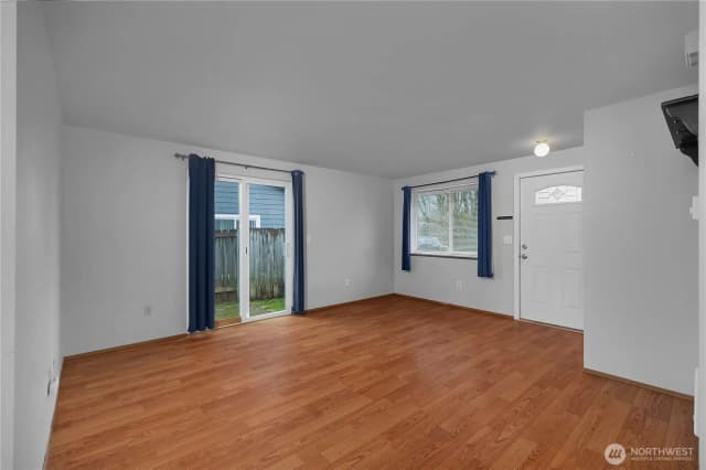 Property photo for 4938 Wilshire Court Se #a & B, Lacey photo 5