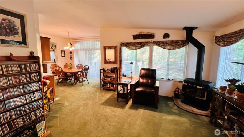 Property photo for 7010 W Dahl Road, Deer Park photo 35