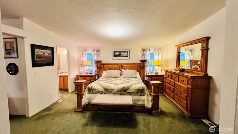 Property photo for 7010 W Dahl Road, Deer Park photo 22