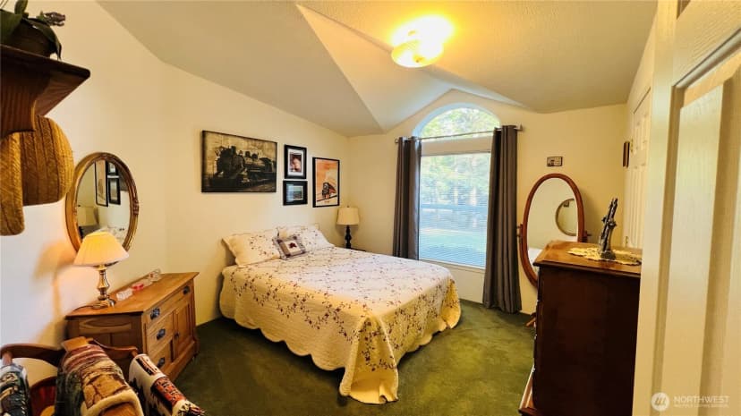 Property photo for 7010 W Dahl Road, Deer Park photo 32