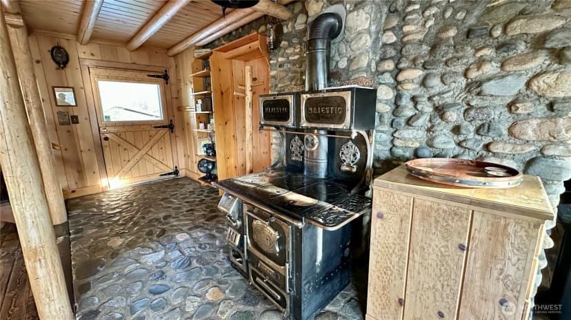 Property photo for 132 Twin Lakes Road, Winthrop photo 13