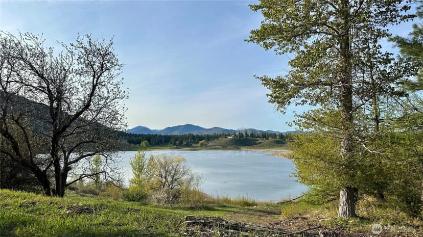 Property photo for 132 Twin Lakes Road, Winthrop photo 3