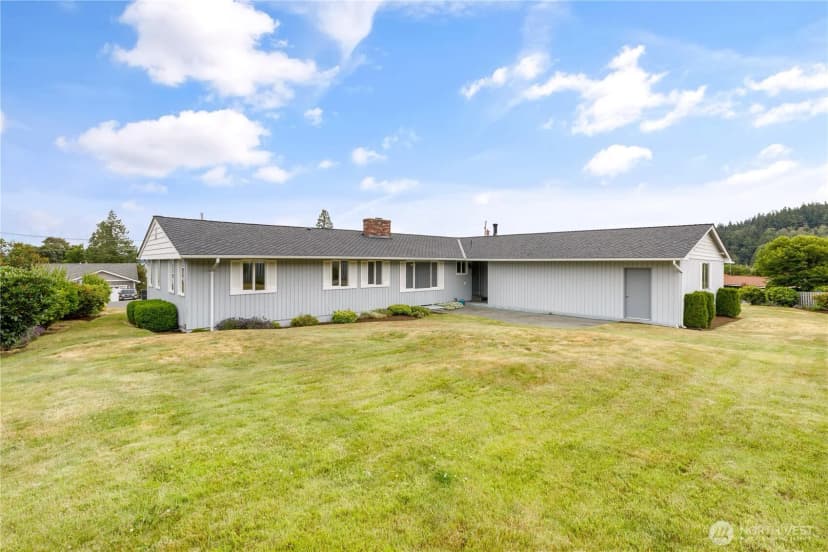 Property photo for 690 Maplewood Loop, Oak Harbor photo 34