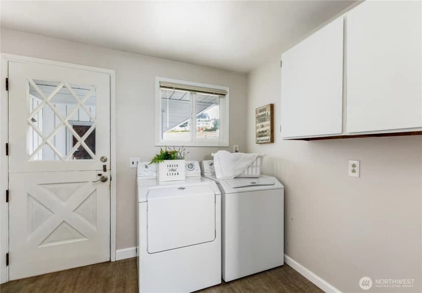 Property photo for 690 Maplewood Loop, Oak Harbor photo 16