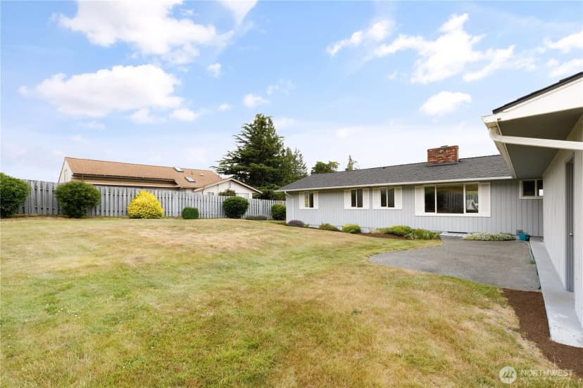 Property photo for 690 Maplewood Loop, Oak Harbor photo 36