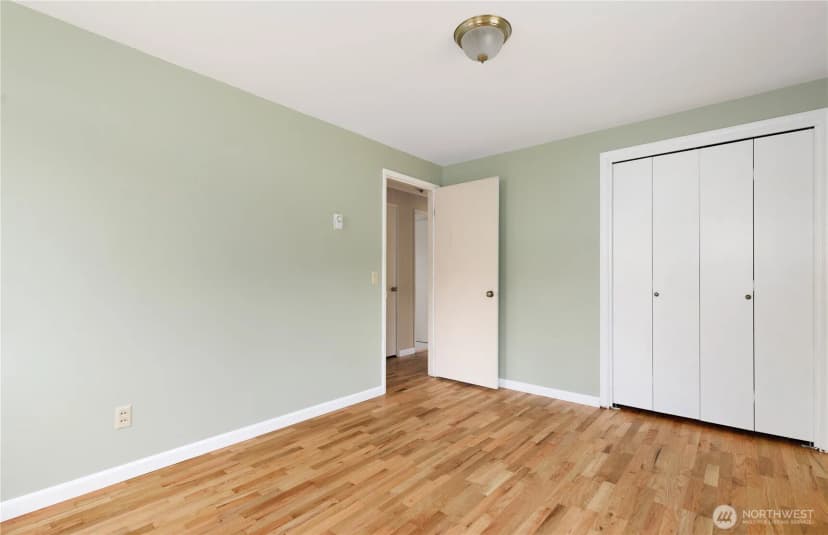 Property photo for 690 Maplewood Loop, Oak Harbor photo 31