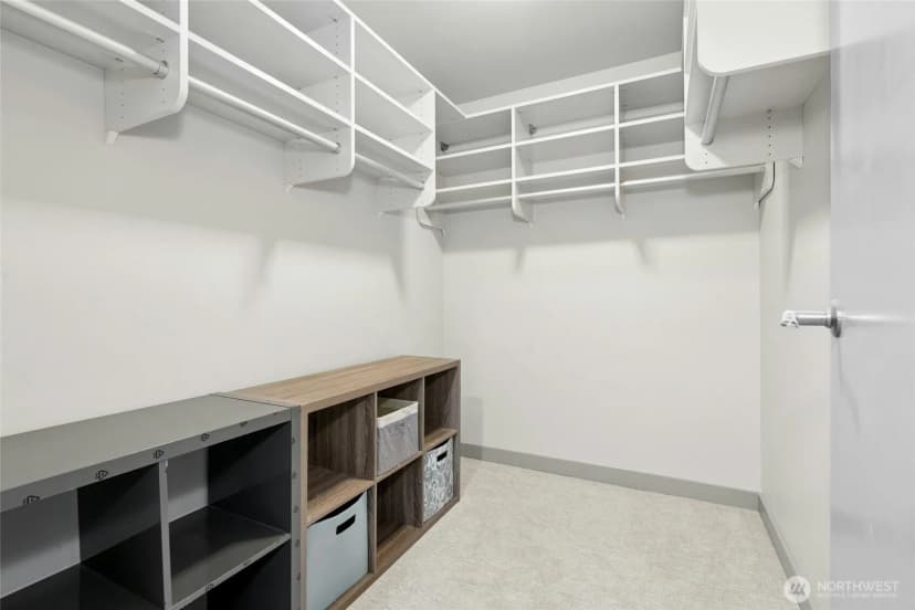 Property photo for 10650 Ne 9th Place #2025, Bellevue photo 13