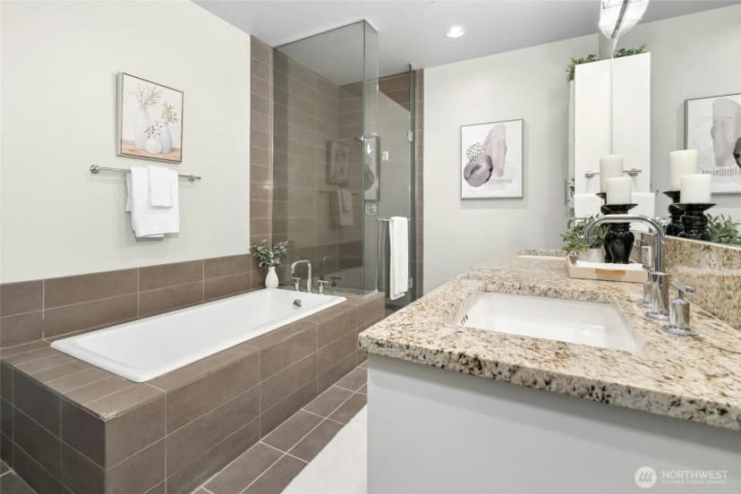 Property photo for 10650 Ne 9th Place #2025, Bellevue photo 12