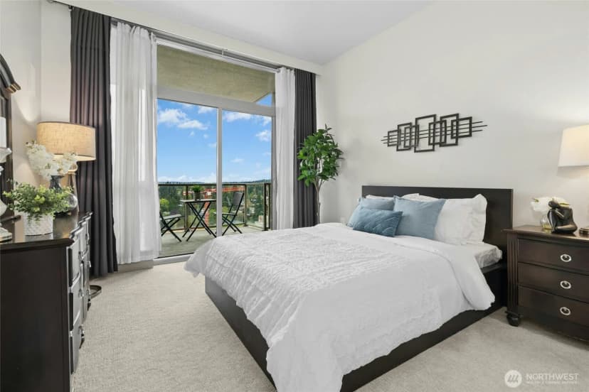 Property photo for 10650 Ne 9th Place #2025, Bellevue photo 8