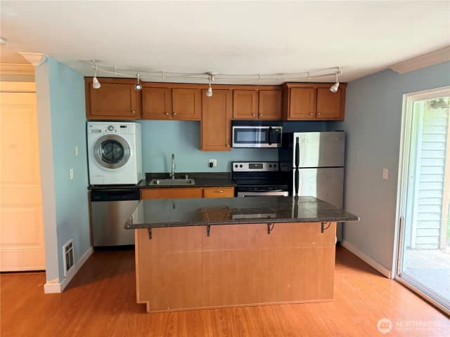 Property photo for 23453 16th Avenue S #a-102, Des Moines photo 5