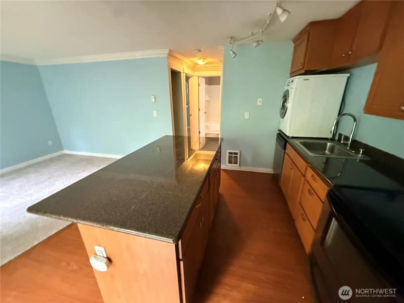 Property photo for 23453 16th Avenue S #a-102, Des Moines photo 8