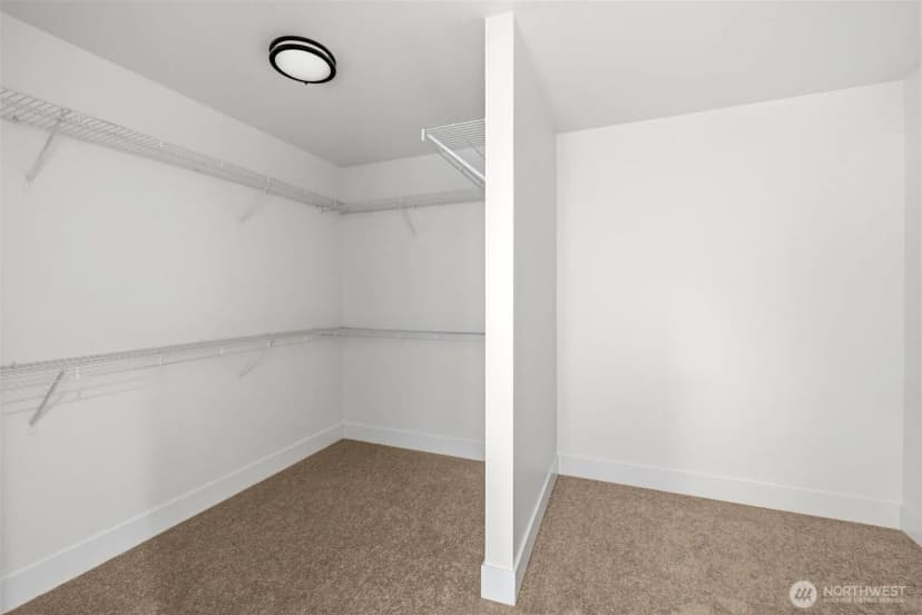 Property photo for 24329 119th Avenue Se, Kent photo 29