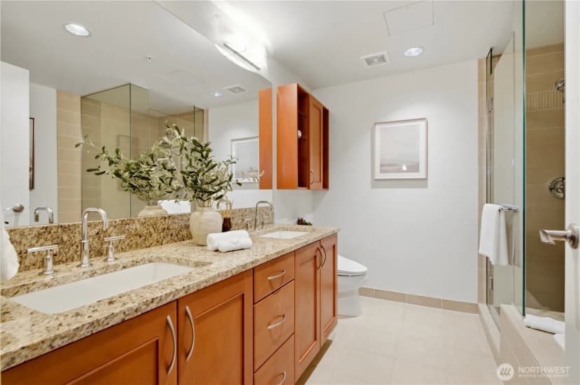 Property photo for 10650 Ne 9th Place #1527, Bellevue photo 11