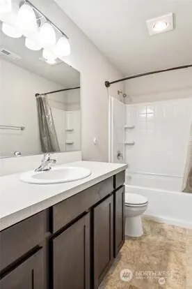 Property photo for 6930 Oleander Ave Ne, Lacey photo 13