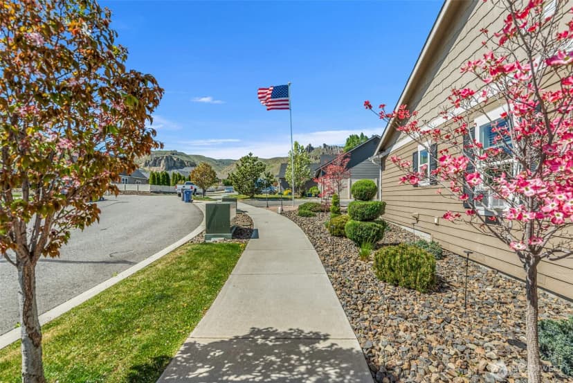 Property photo for 628 Craig Avenue, Wenatchee photo 26
